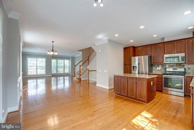 Foto del edificio - 43518 Wheadon Terrace