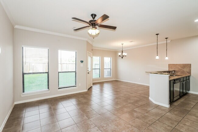 Foto del edificio - 6622 Honey Harvest Ln