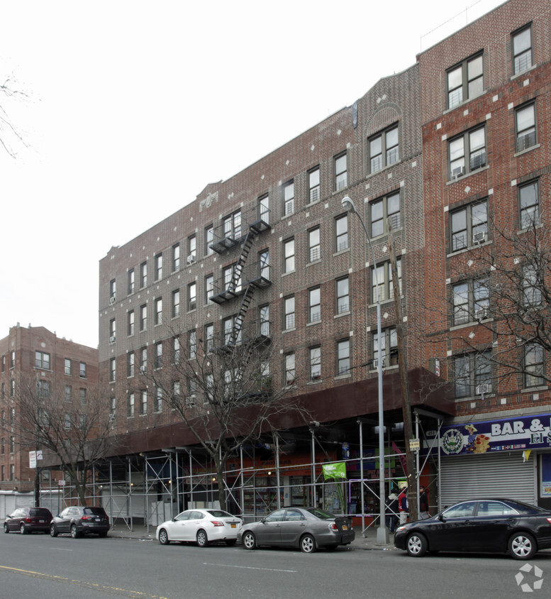 Foto principal - 441-449 Morris Park Ave