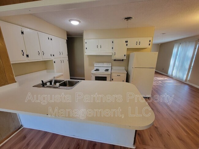 Building Photo - 2383 Wheeless Rd