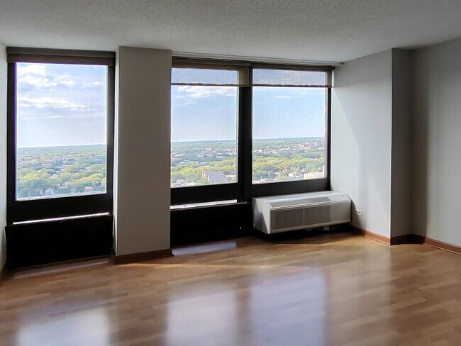 Foto del edificio - 5320 N Sheridan Rd