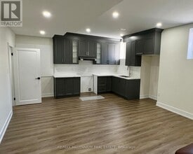 Building Photo - 33 Daisy Meadow Cres