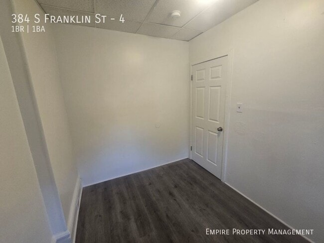 Building Photo - Under New Ownership and Management! 1st Fl...