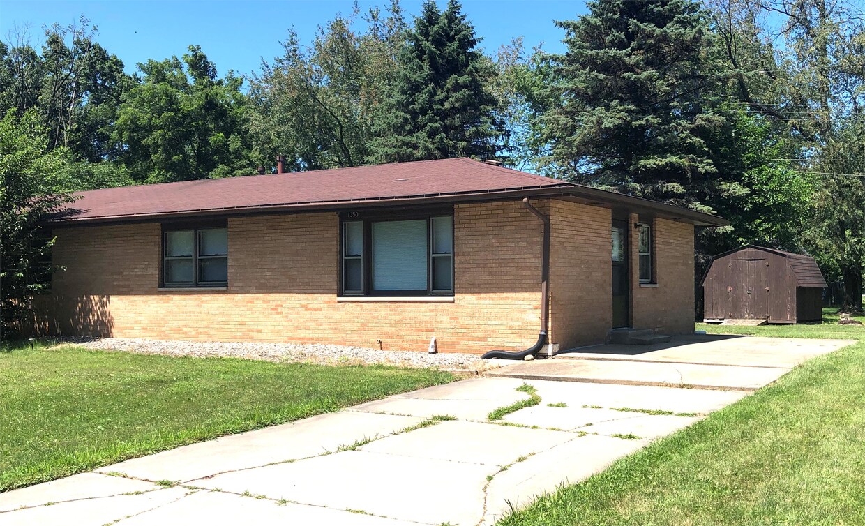 Foto principal - 1350-1352 Berg St