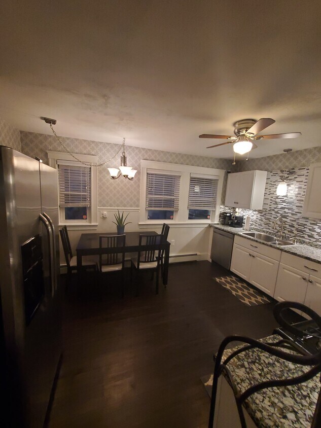 Primary Photo - 26 Kidder St