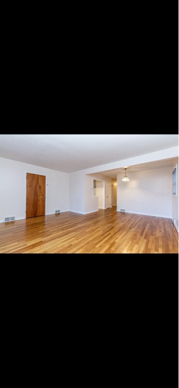 Building Photo - 15627 Portis St
