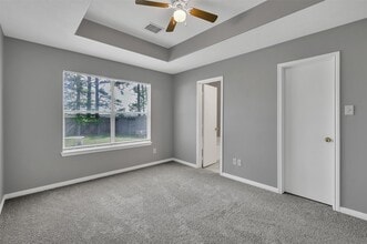 Building Photo - 16245 Sun View Ln