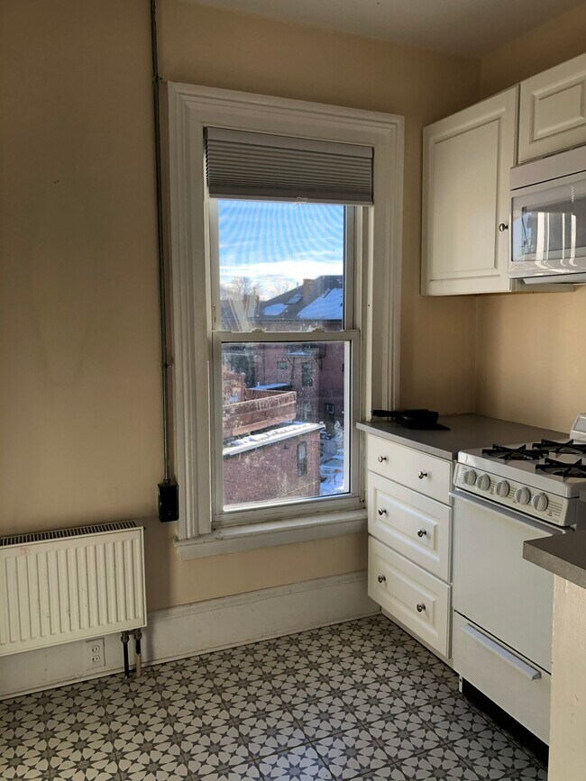 Foto del edificio - 612 Congress St