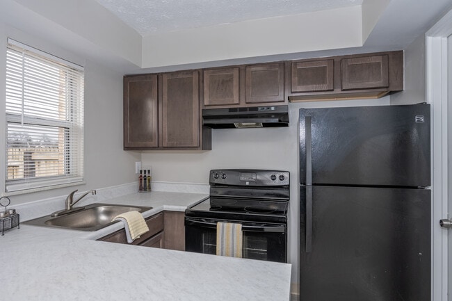 Building Photo - NewBridge Apartments