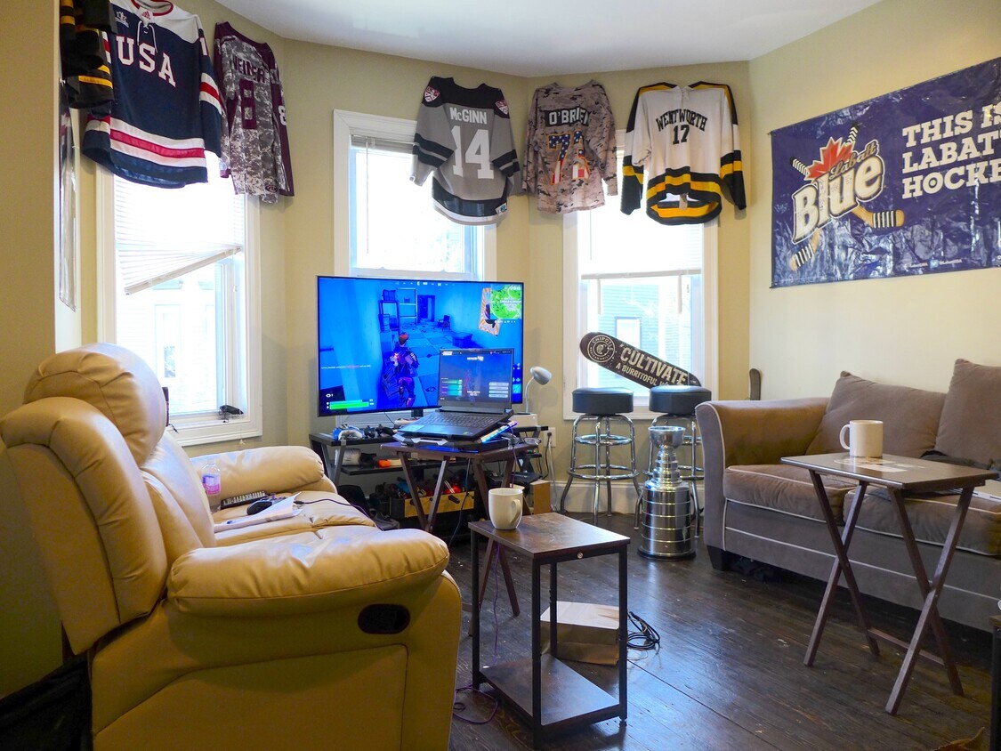 Foto principal - 12 Worthington St