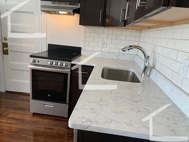 Building Photo - 9/1 No Fee! Renovated Porter Sq 3BR/2BA w/...
