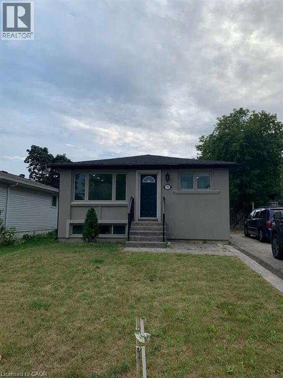 Photo du bâtiment - 35 Folkestone Ave