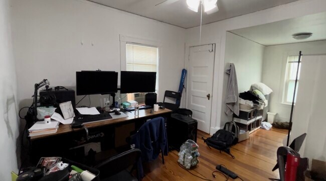 Foto del edificio - 108 Brooks St
