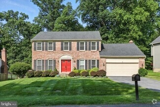 Building Photo - 14720 Peachwood Dr