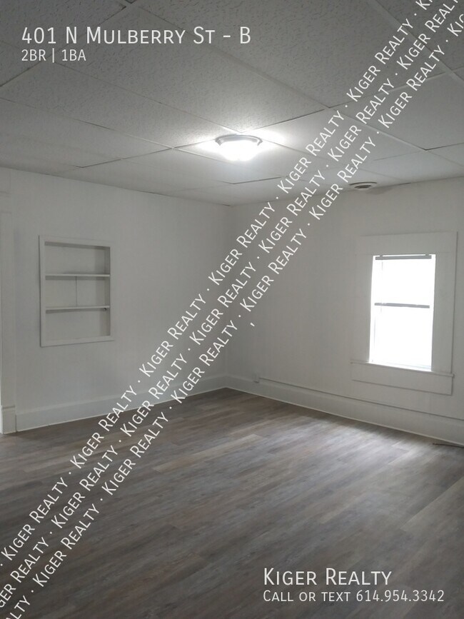 Foto del edificio - 2 Bedroom, 1 Bathroom Upstairs Apartment