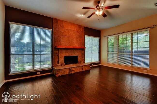 Foto del edificio - 4 br, 2 bath House - 968 Silverthorne Trai...