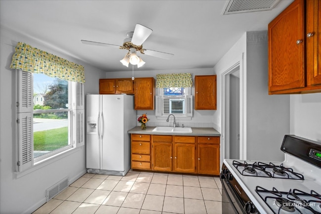 Foto del edificio - 1165 Morton Ave