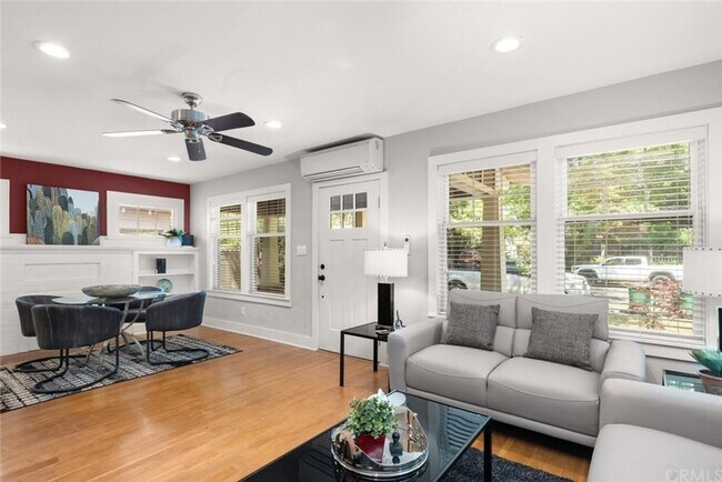 Foto del edificio - CHARMING HOME IN THE AVENUES