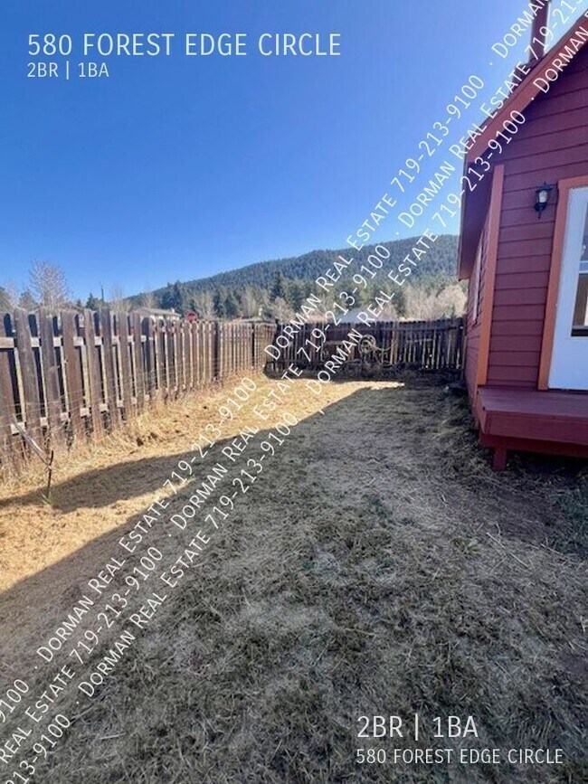 Photo - 580 Forest Edge Cir House