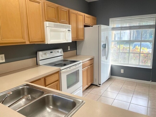 Building Photo - 4968 Palmbrooke Cir