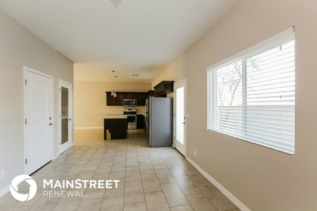 Foto del edificio - 2000 N 36th St