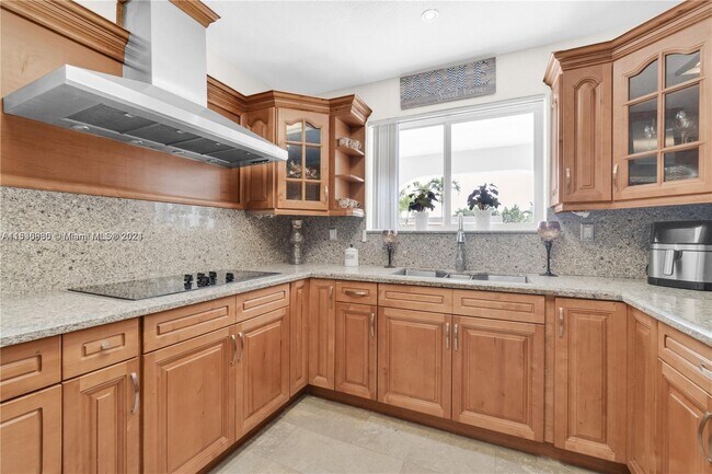 Foto del edificio - 5801 NW 113th Terrace