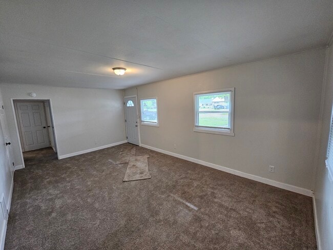 Building Photo - 877 S Ashburton Rd