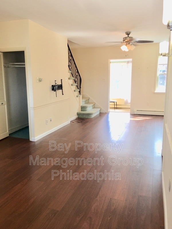 Building Photo - 4020 Lauriston St