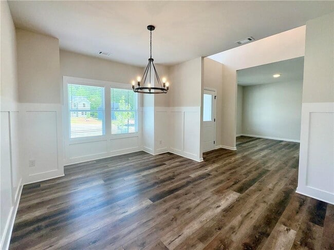 Building Photo - 98 Longhorn Wy