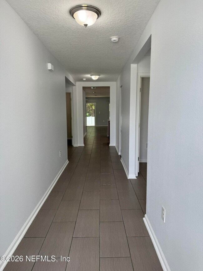 Building Photo - 95090 Timberlake Dr