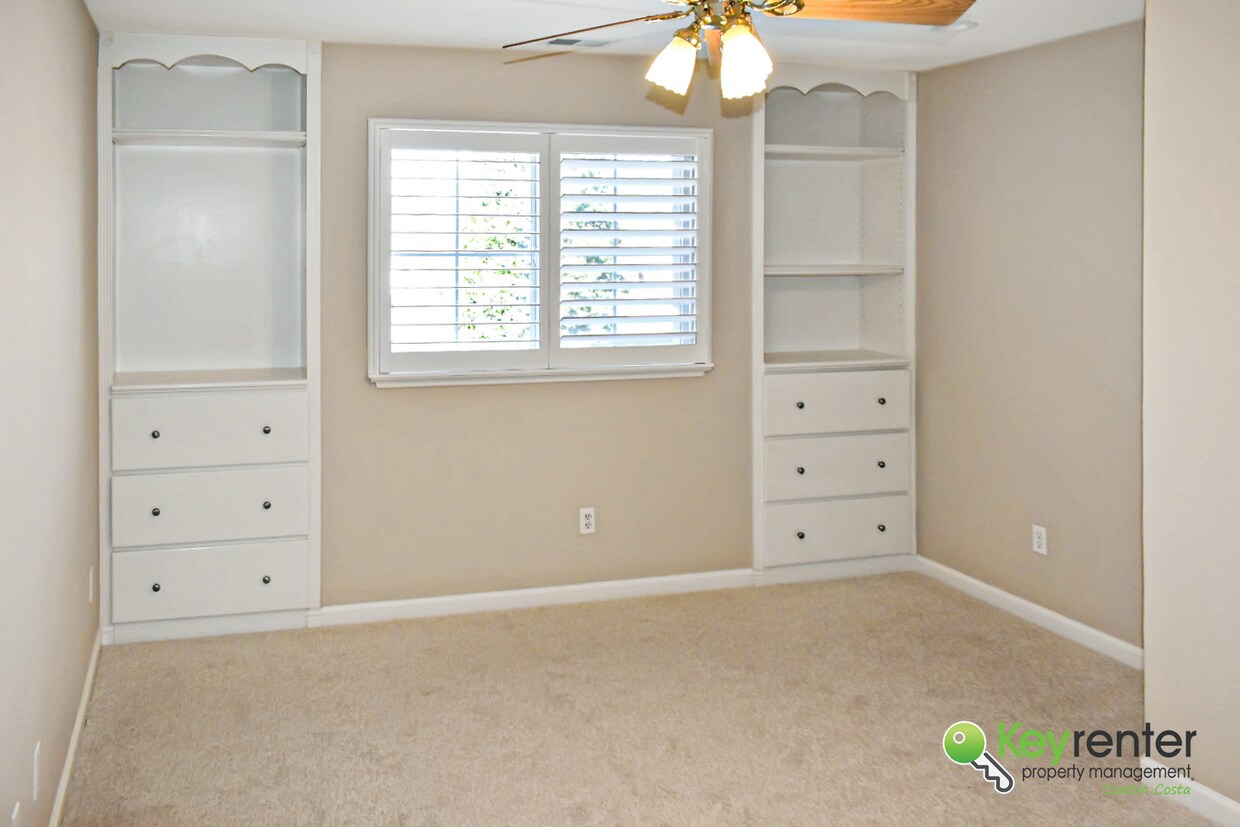 Primary Photo - Stunning Danville home in a quiet cul-de-s...