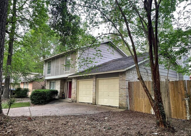 Foto del edificio - 3123 Village Woods Dr
