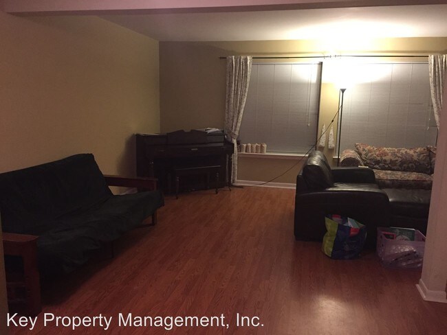 Foto del edificio - 5847 Hunt Hill Dr