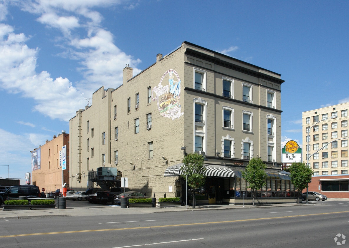 Building Photo - Metro Apartments