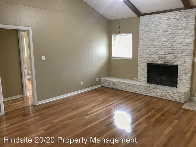 Foto del edificio - 3 br, 2 bath House - 1303 Larkspur Road