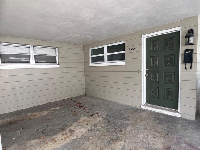 Foto del edificio - 2220 Amherst Ave