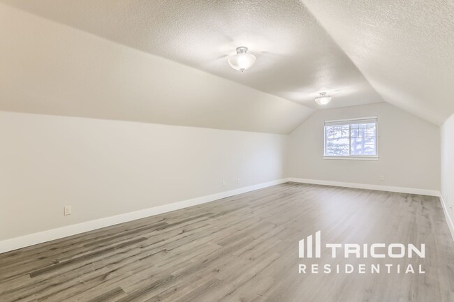 Foto del edificio - 1248 SW Binford Lake Pkwy