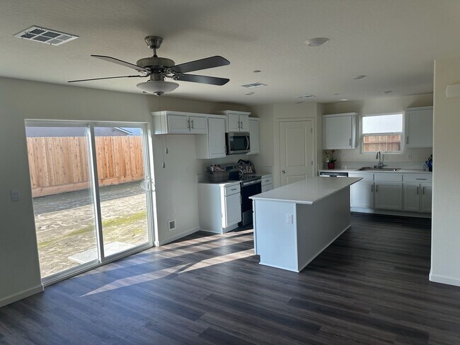 Foto del edificio - 793 Wild Oak St
