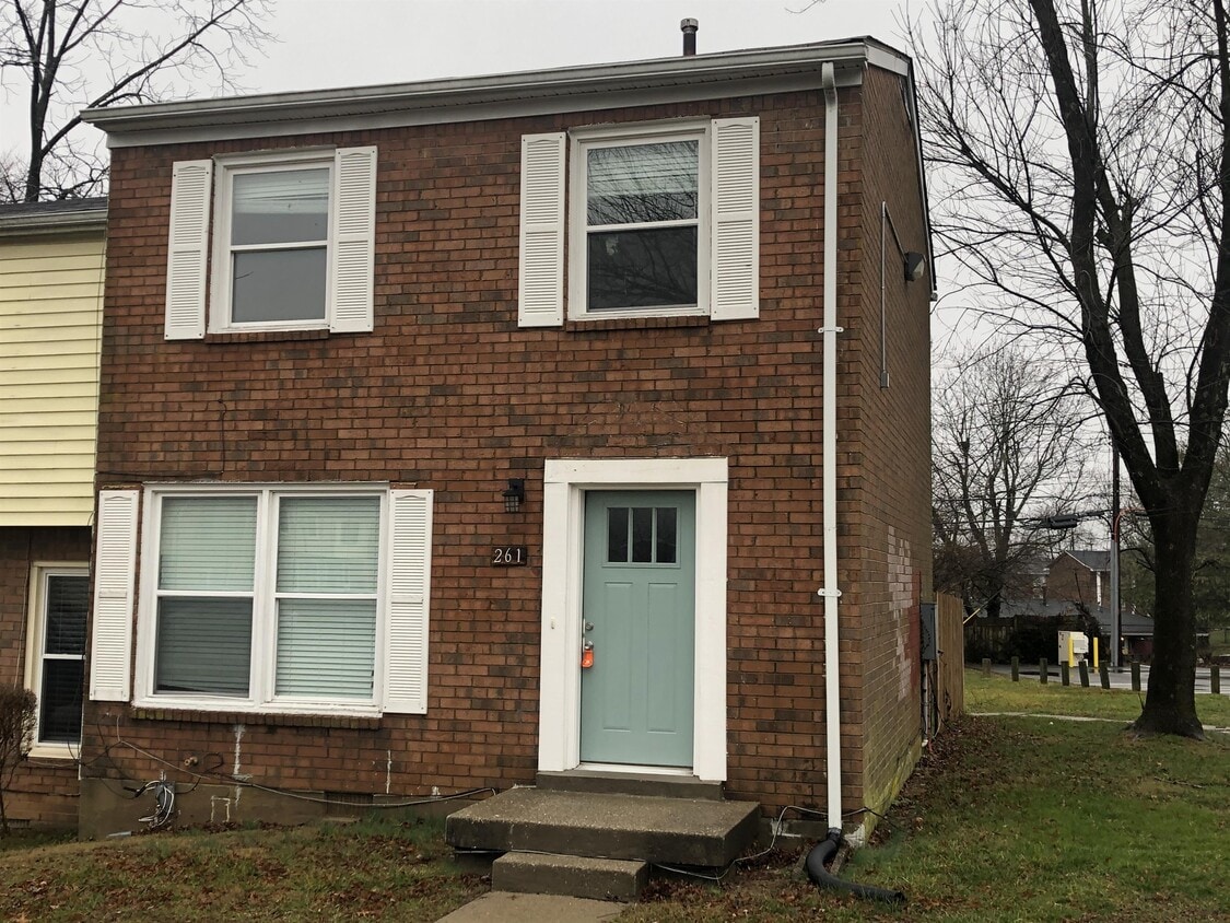 261 Osage Ct, Lexington, KY 40509 Townhome Rentals in Lexington KY