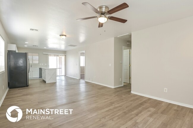 Building Photo - 6244 S High Hope Ln