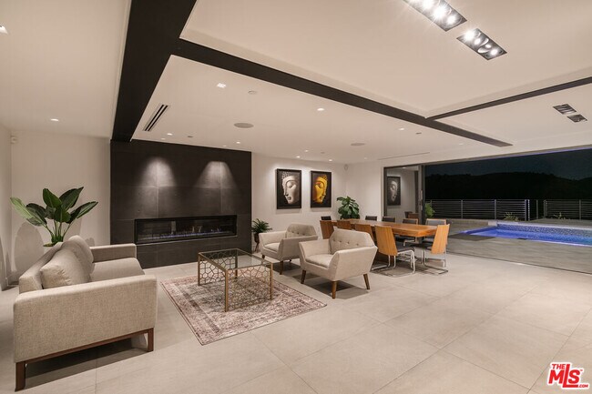 Foto del edificio - 26029 Farmfield Rd