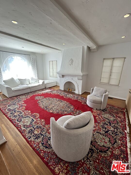 Foto del edificio - 8673 W Olympic Blvd