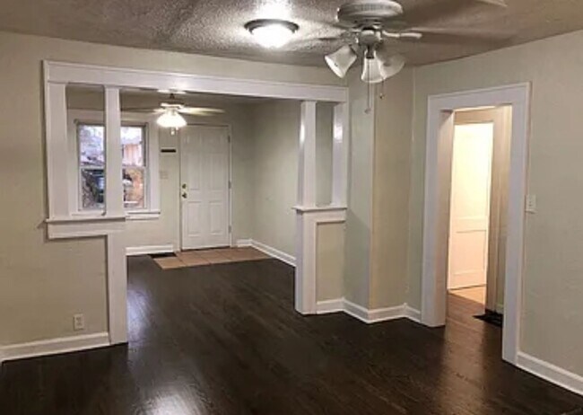 Foto del edificio - Cozy 2 Bedroom
