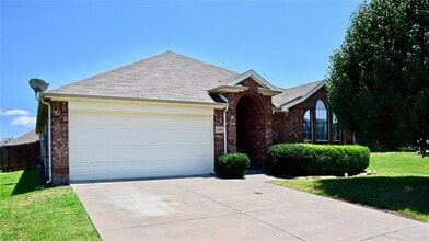 Building Photo - 1006 Abigail Dr