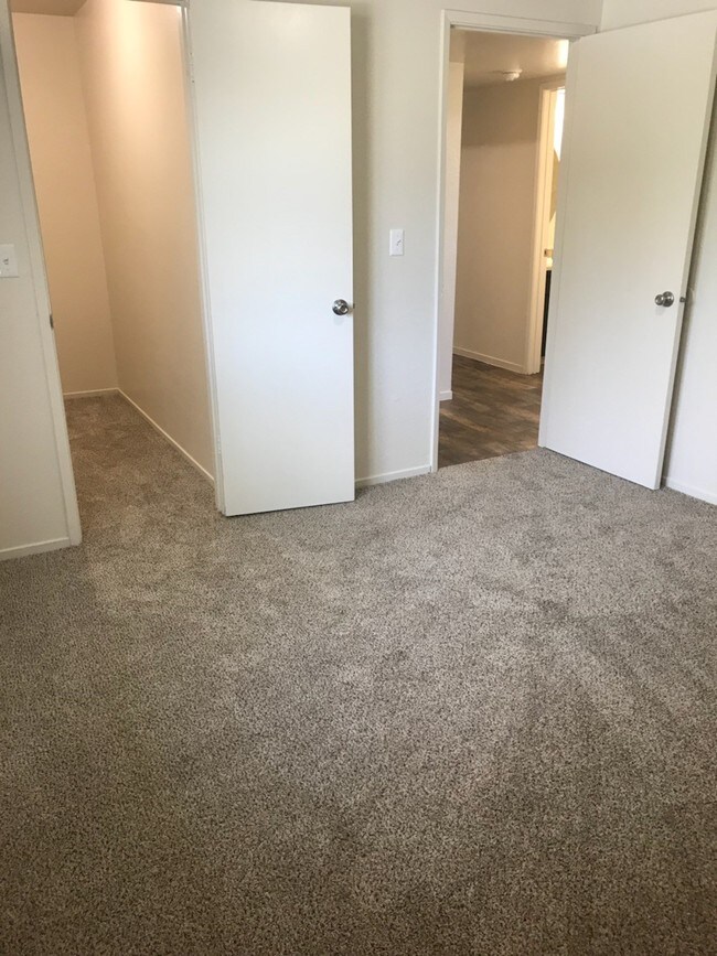 Sandpiper Village Apartments Manteca, CA