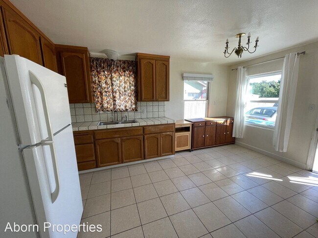 Foto del edificio - 2 br, 1 bath House - 1560 Shortridge Ave.,...