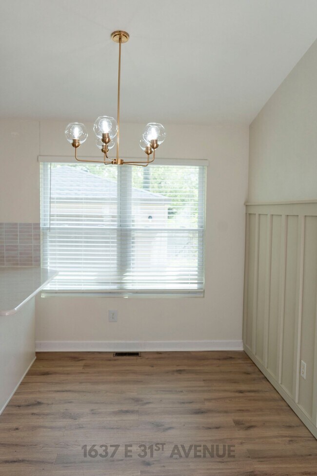 Foto del edificio - 1637 E 31st Ave