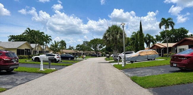 Building Photo - 14385 Campanelli Dr
