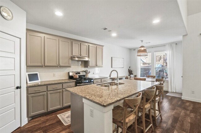 Building Photo - 1213 Glacier Ct