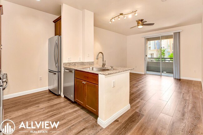 Foto del edificio - *MOVE-IN SPECIAL | $500 OFF FIRST MONTH'S ...